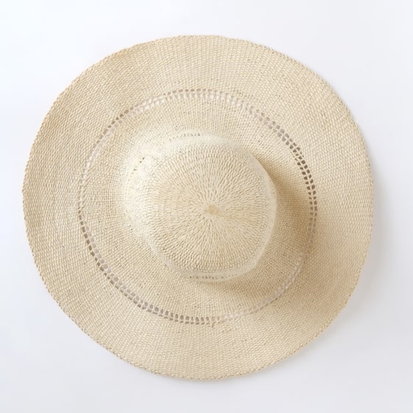 Sold - Picture 3 of 5